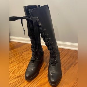 Sorel knew-high lace-up detail boot